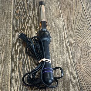 Hot Tools Black and Gold Curling Iron Model 1181